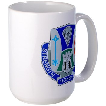 1BCT1BSTB - M01 - 03 - DUI - 1st Bde - Special Troops Bn - Large Mug - Click Image to Close