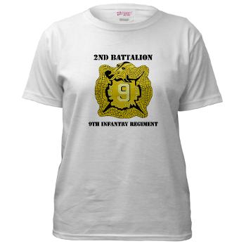 2B9IR - A01 - 04 - DUI - 2nd Bn - 9th Infantry Regt with Text - Women's T-Shirt