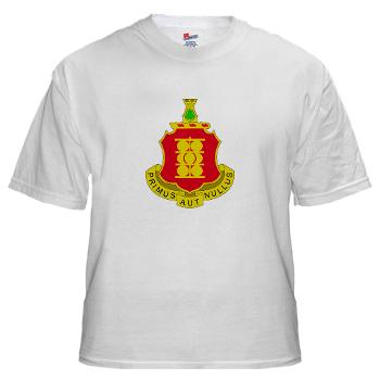 4B1FAR - A01 - 04 - DUI - 4th Battalion - 1st Field Artillery Regiment - White T-Shirt - Click Image to Close