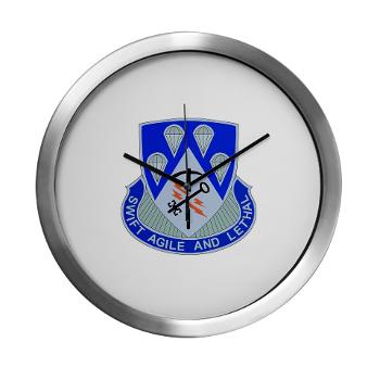 4BCT4BSTB - M01 - 03 - DUI - 4th Bde - Special Troops Bn Modern Wall Clock - Click Image to Close