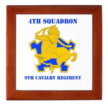 4S9CR - M01 - 03 - DUI - 4th Squadron - 9th Cavalry Regiment with Text - Keepsake Box
