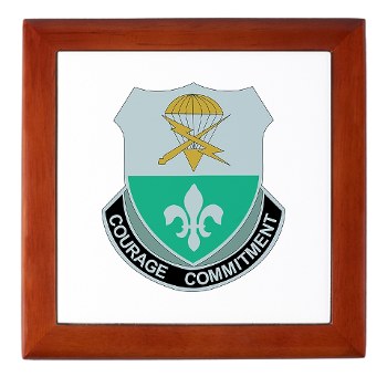 82DVDSTB - M01 - 03 - DUI - 82nd Abn Div - Special Troops Bn - Keepsake Box - Click Image to Close