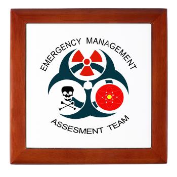 EMAT - M01 - 03 - Emergency Management Assessment Team with Text - Keepsake Box