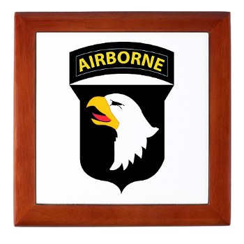 101ABN - M01 - 03 - SSI - 101st Airborne Division Keepsake Box - Click Image to Close